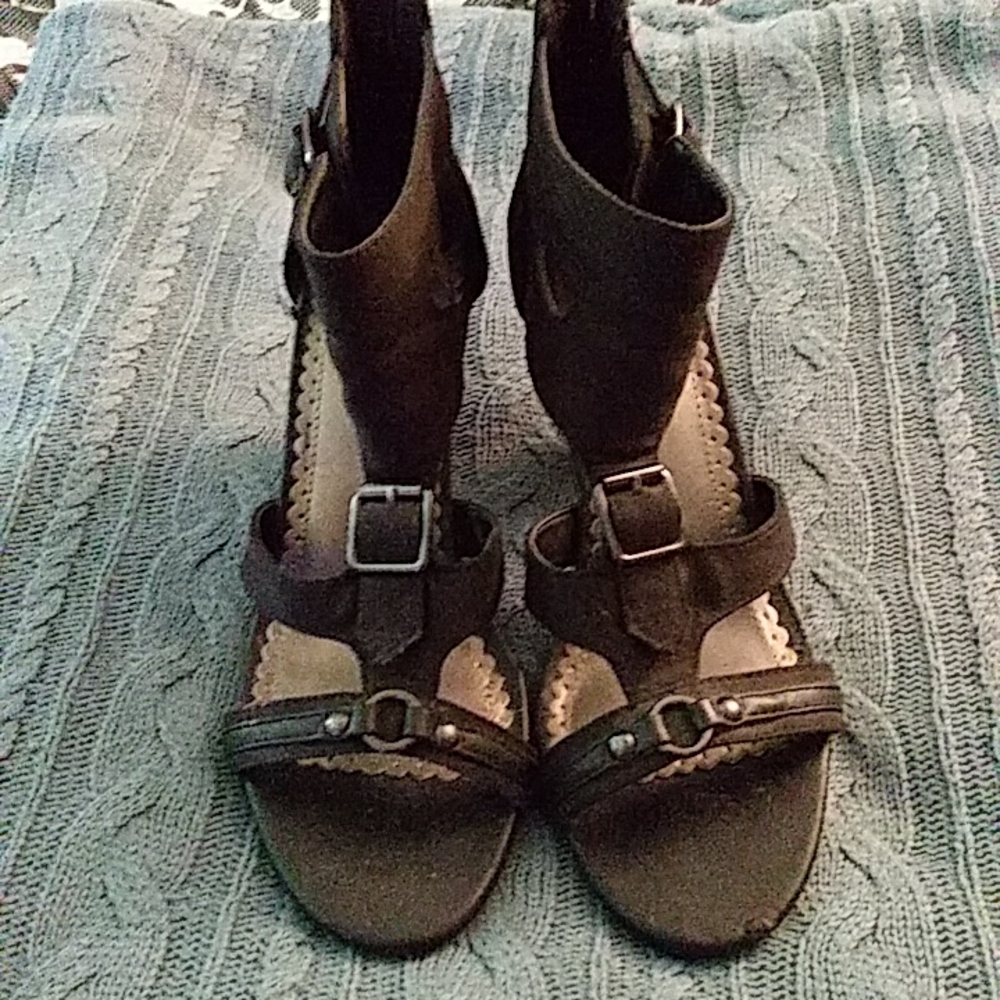 Bongo black high heels, suede, size 8